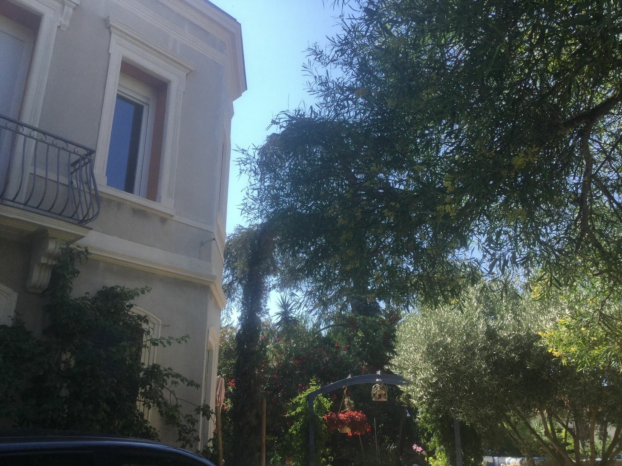 Hotel A L'Ombre Du Cedre Hyères Esterno foto